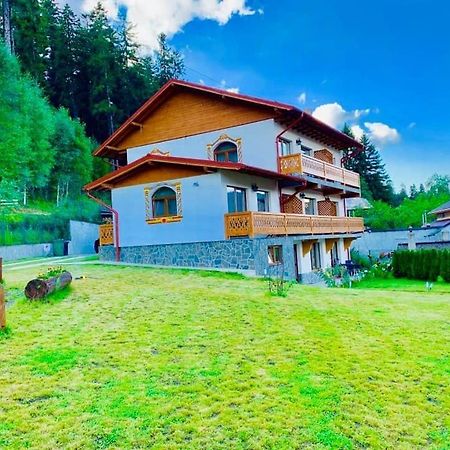 Casa Belcin Spa&Retreat Busteni Luaran gambar